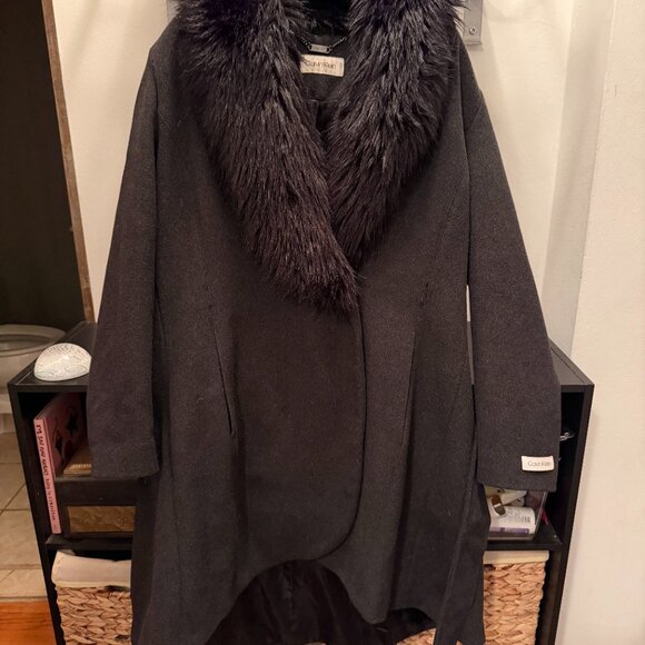Calvin Klein Faux-Fur-Collar Coat | Size 16 - Picture 3 of 9